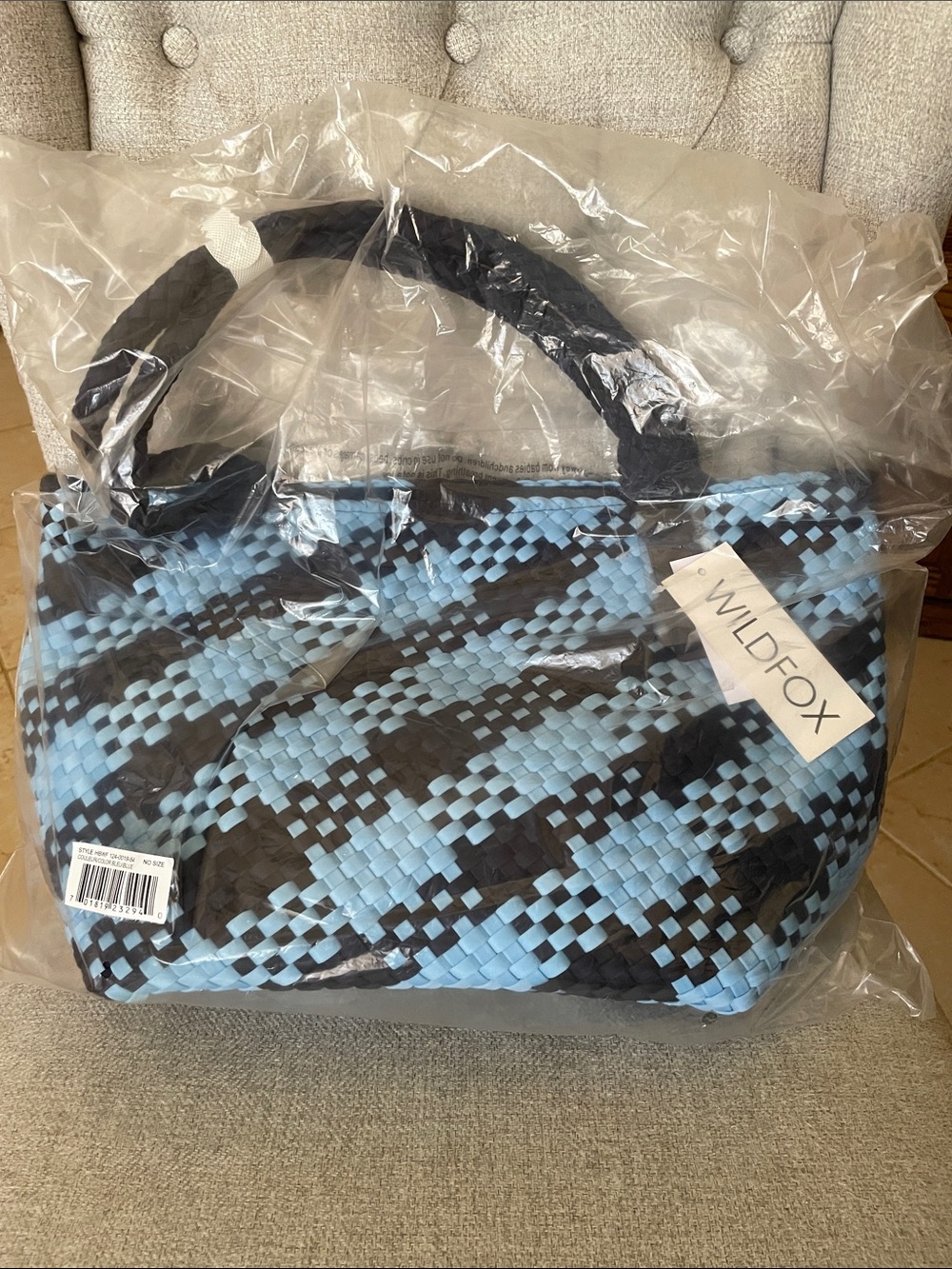 NWT Wildfox Navy and Sky Blue Woven Tote